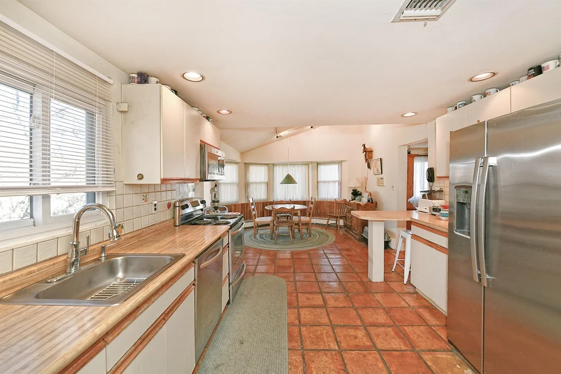 Photo of 46 Apple Tree Drive