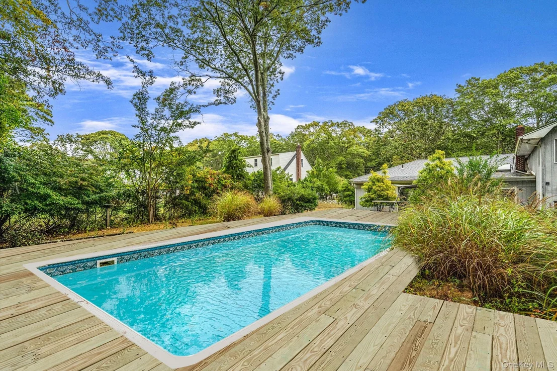 Photo of 8 Claremont Drive