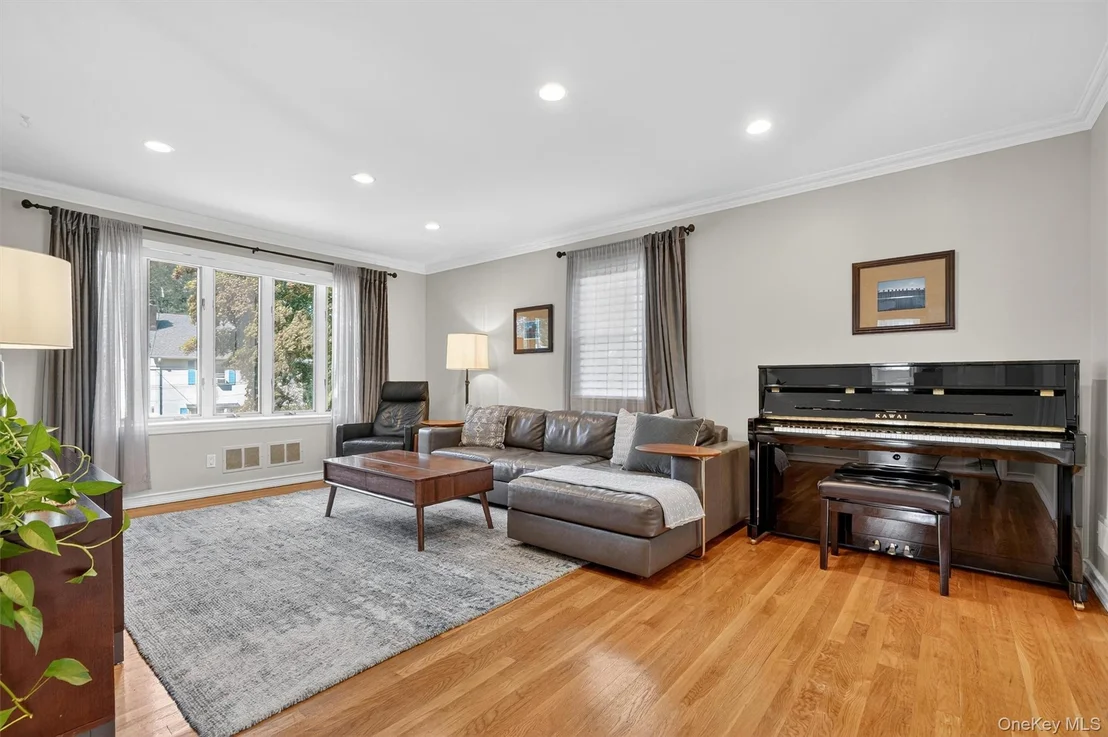 Photo of 268 Marbledale Road
