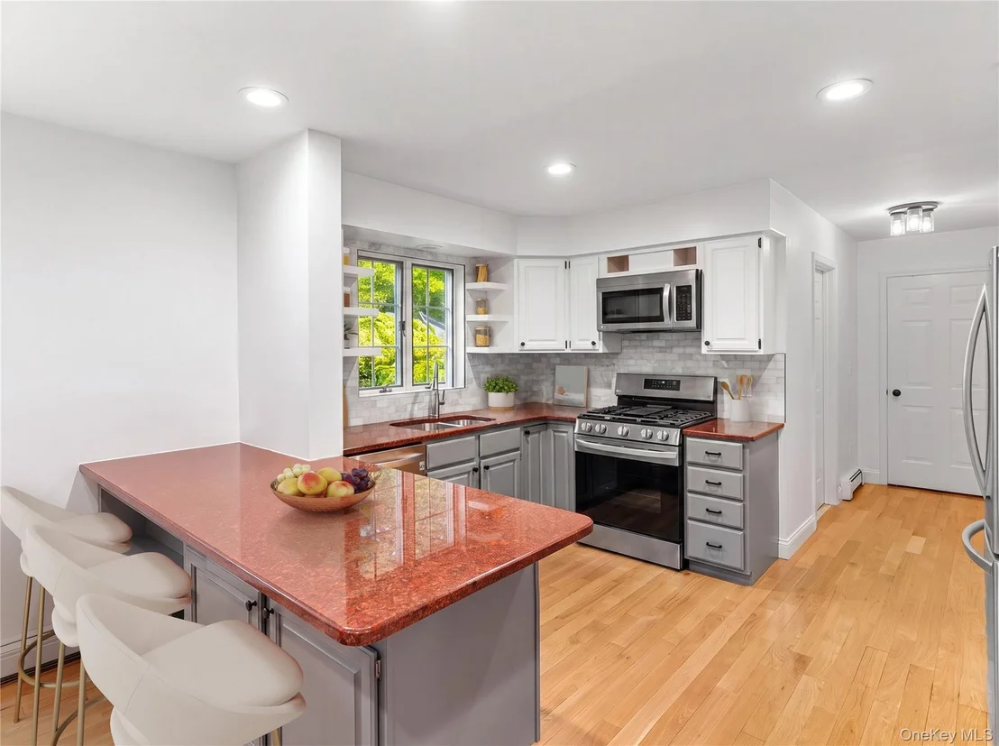 Photo of 105 Huntley Drive
