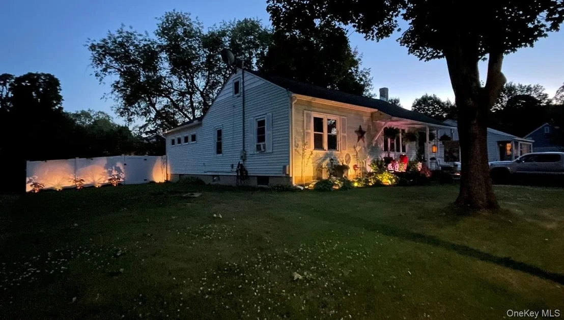 Photo of 13 Dewitt Street