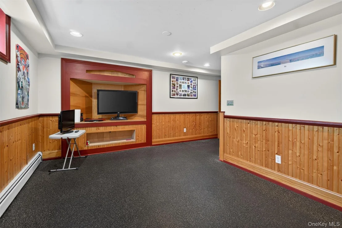 Photo of 8 Twin Spring Lane