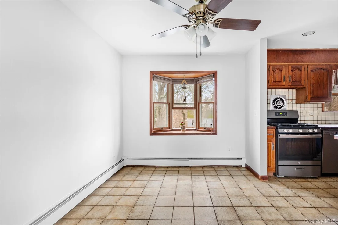 Photo of 18 Brandywine Drive