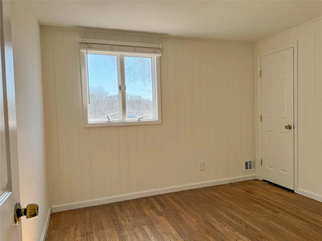 Photo of 14 Farner Avenue