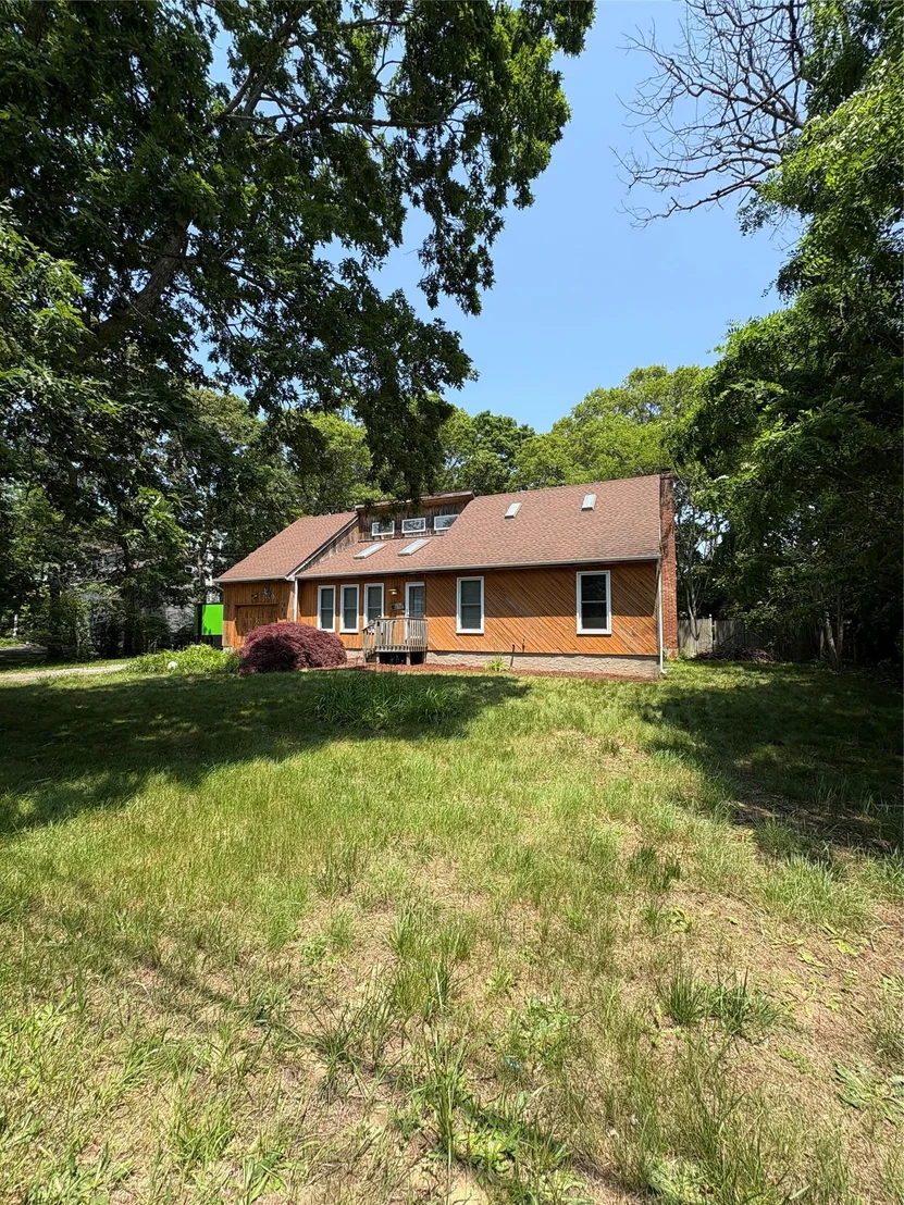 Photo of 257 Wavecrest Drive