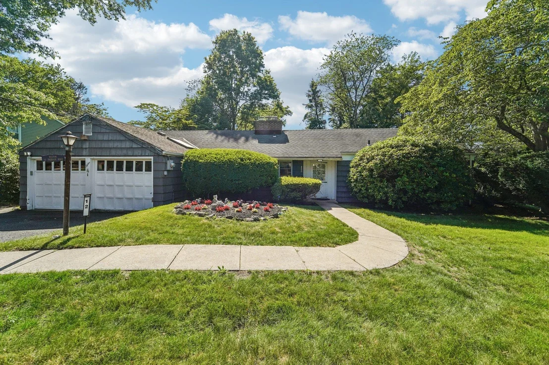 Photo of 12 Paddock Road