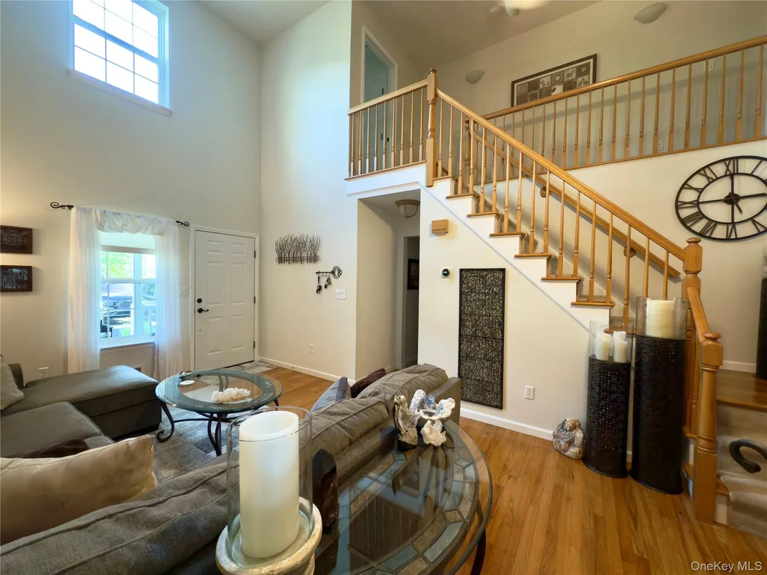 Photo of 140 Pinebrook Drive