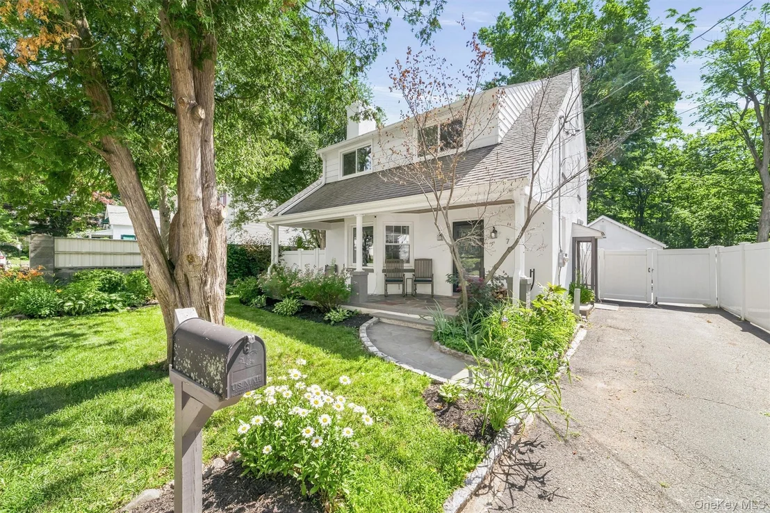 Photo of 7 Brook Place