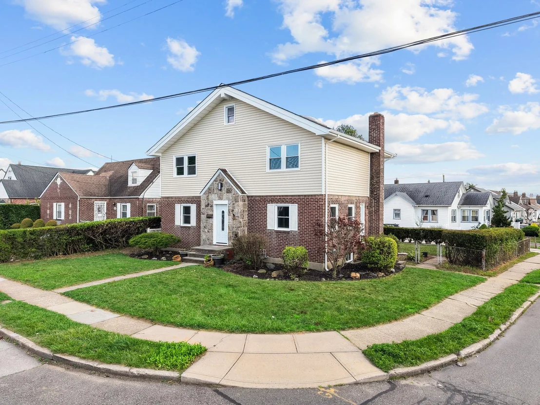 Photo of 126 Lutz Drive