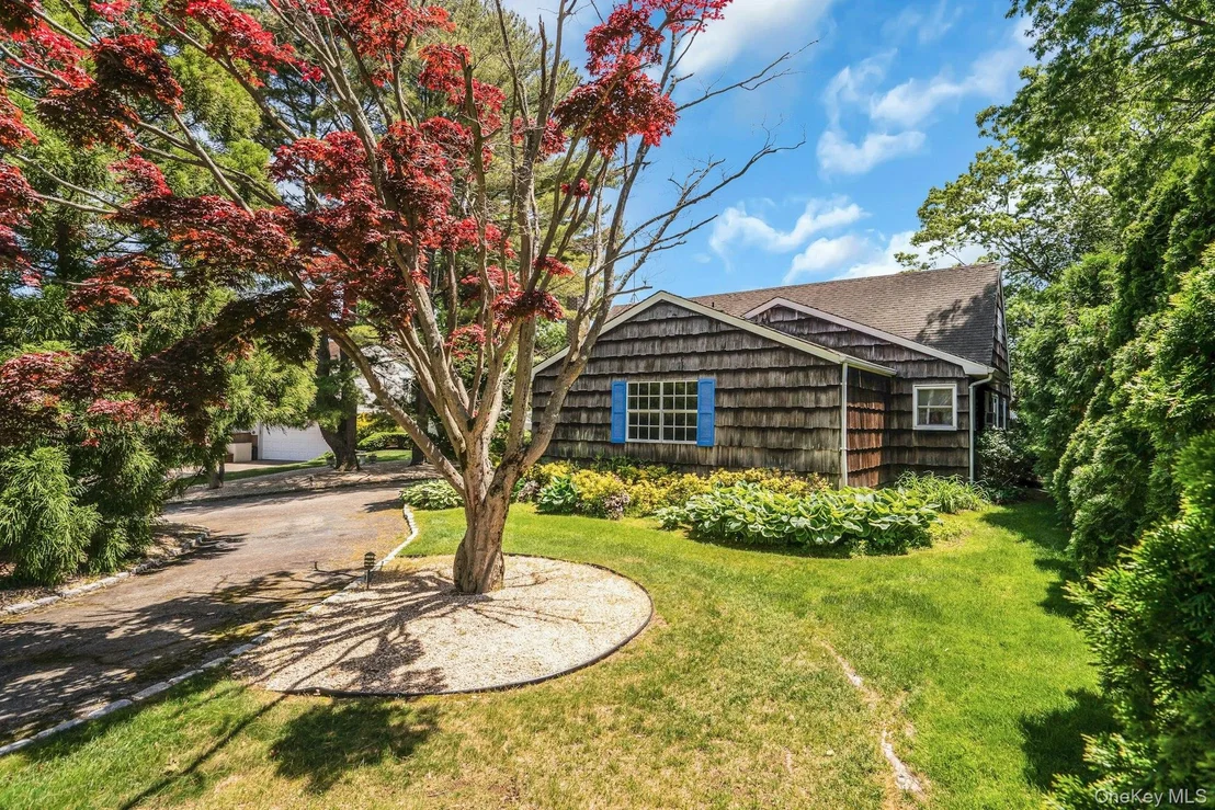 Photo of 27 Arcadia Drive