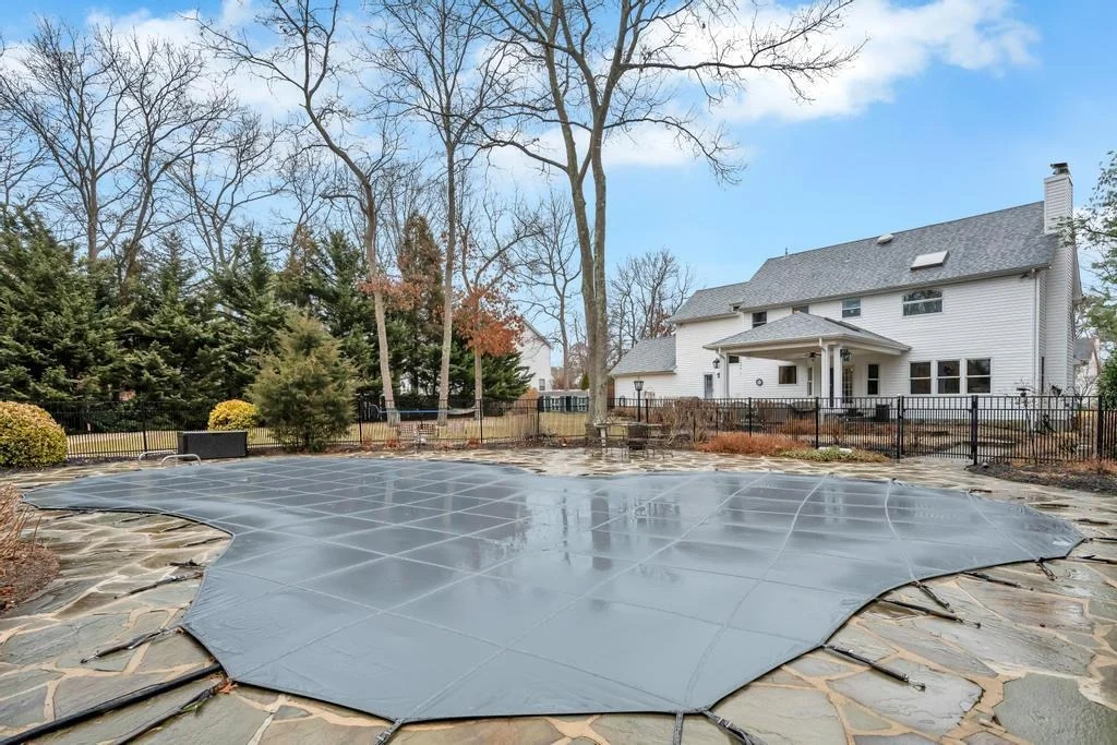 Photo of 30 Ridgefield Drive