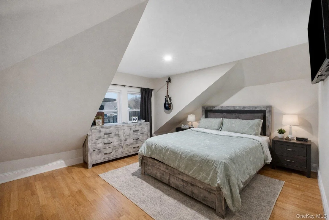 Photo of 23 Pineview Boulevard