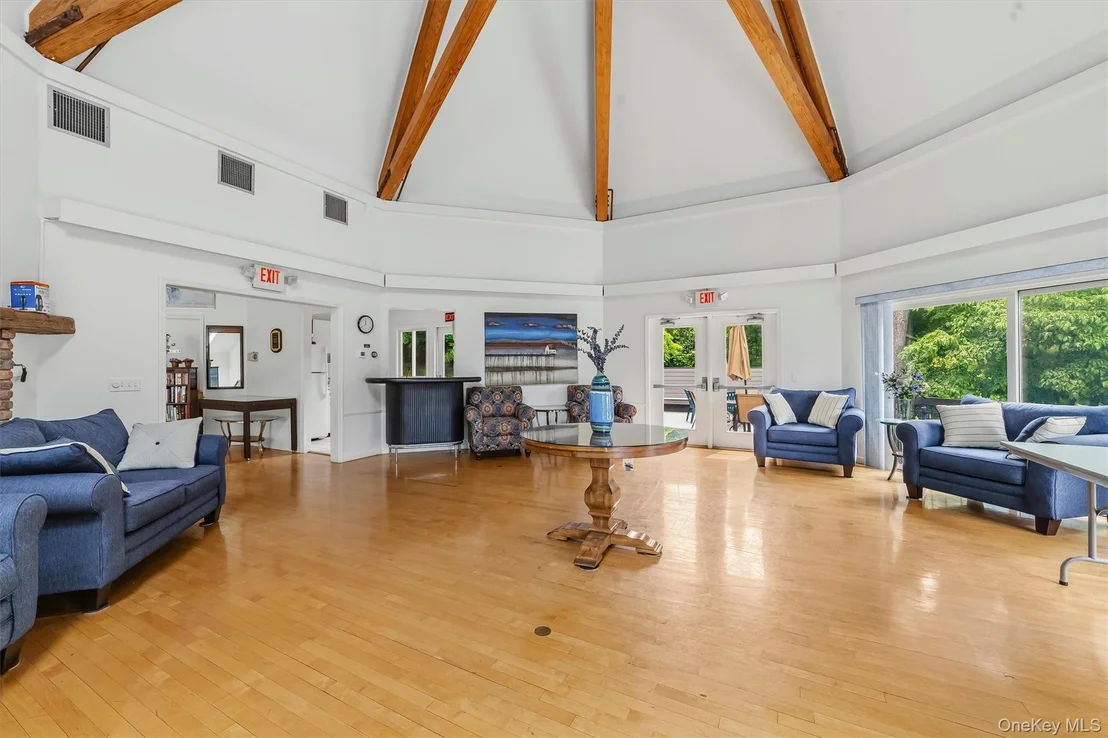 Photo of 101 Eagle Bay Drive