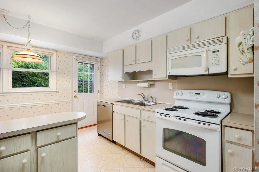 Photo of 18 Seton Drive