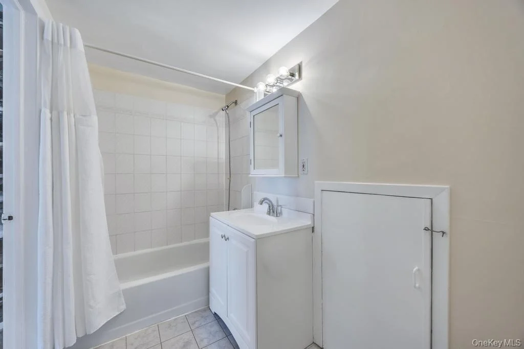 Photo of 25 Laurel Place