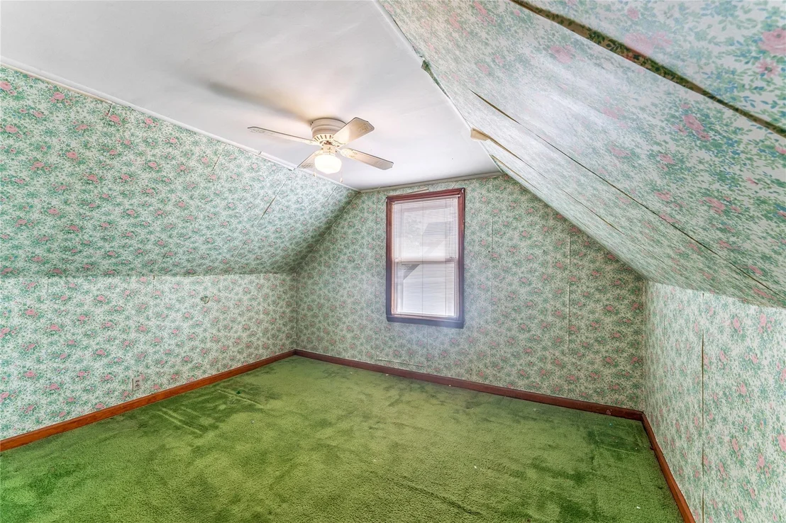 Photo of 248 Cushing Avenue
