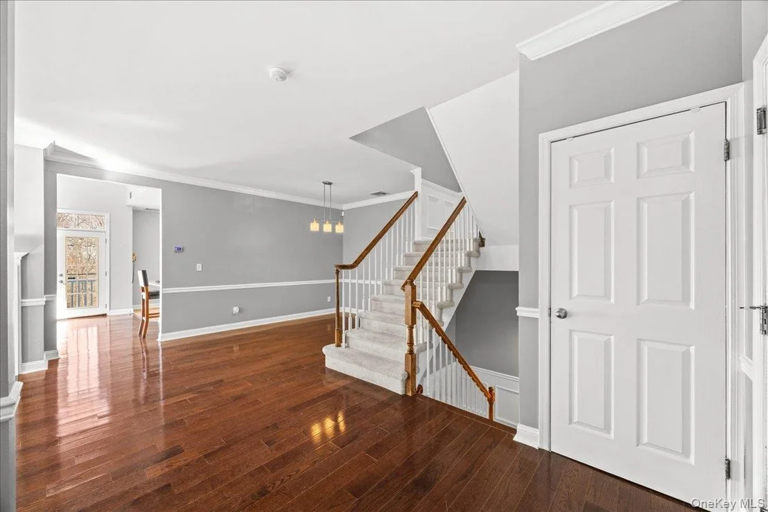 Photo of 192 Benefield Boulevard