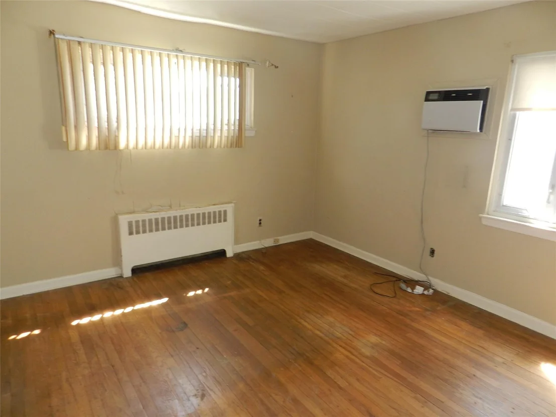 Photo of 331 Boundary Avenue