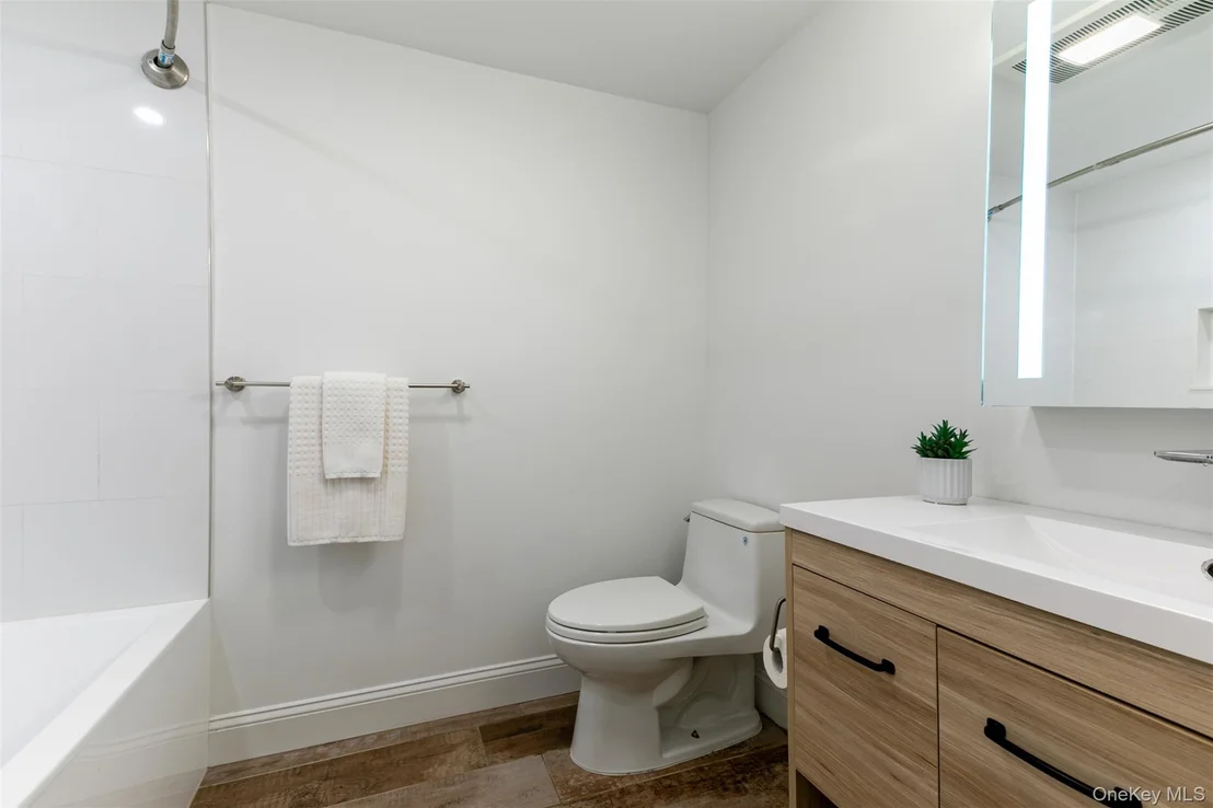 Photo of 8 Belmont Avenue