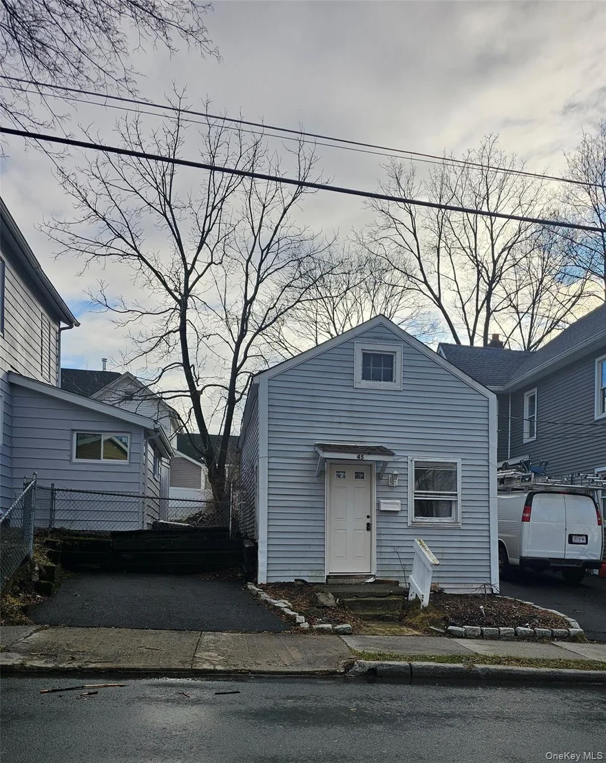 Photo of 45 Knapp Avenue