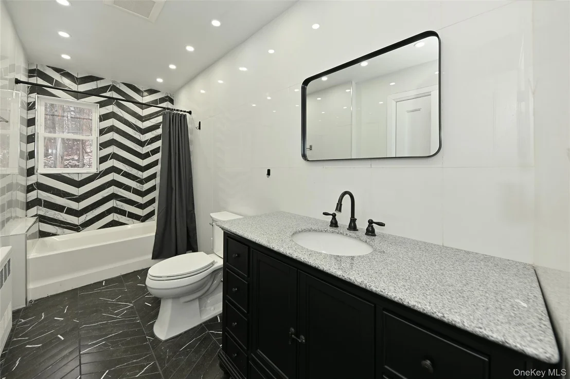 Photo of 7 Charlotte Drive
