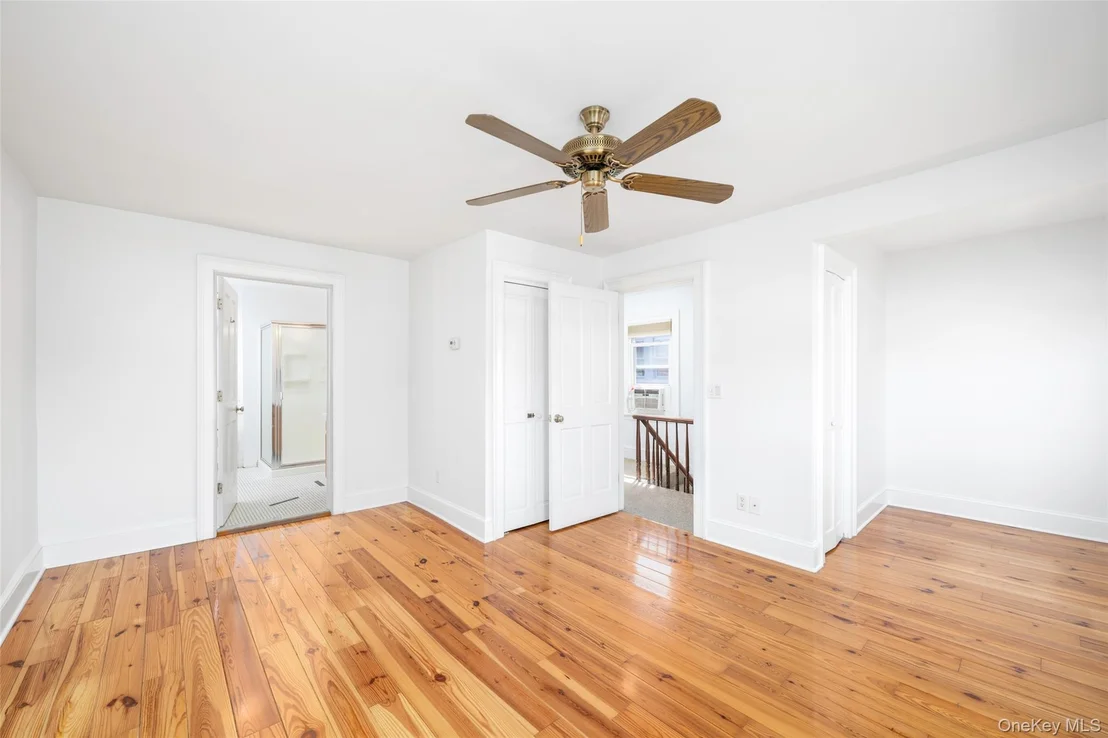 Photo of 39 N Chestnut Street