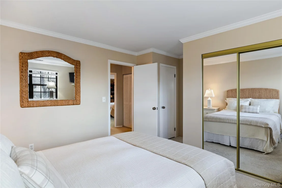Photo of 17 Sutton Place