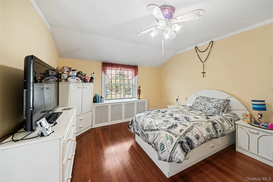 Photo of 75 Chappaqua Road