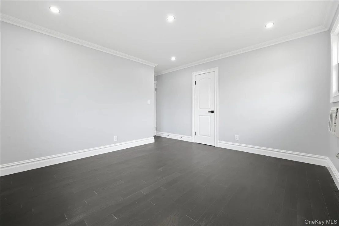 Photo of 90 Grohmans Lane
