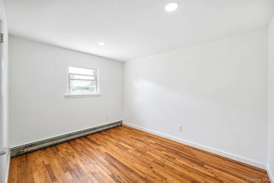 Photo of 334 Robbins Street
