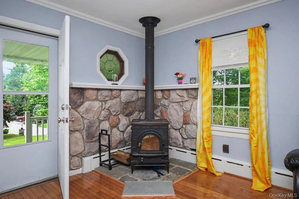 Photo of 1353 Route 6