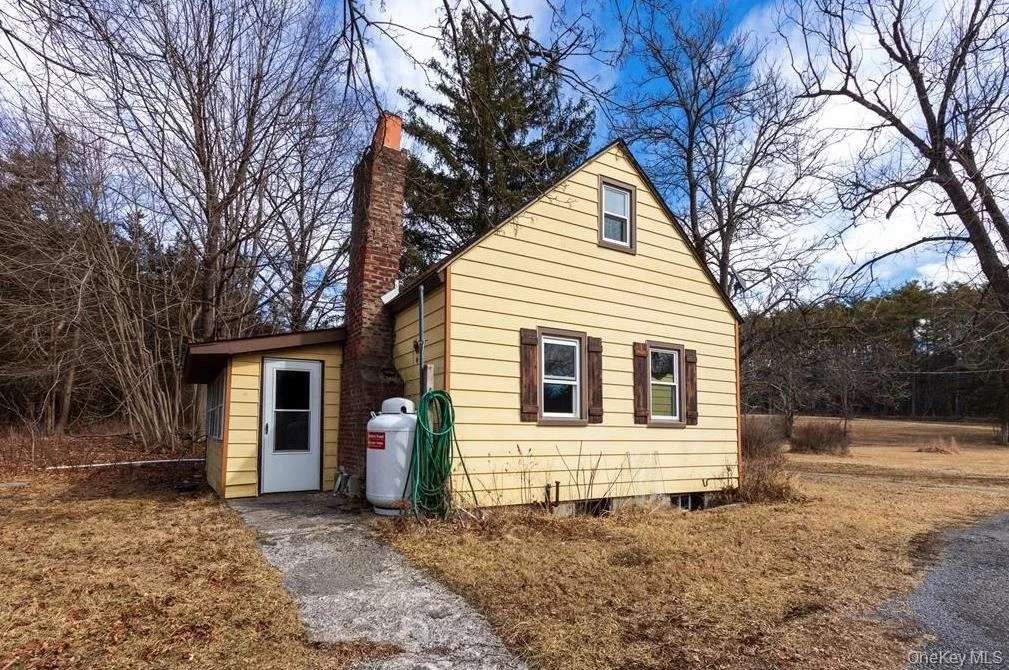 Photo of 2925 Old Kings Road