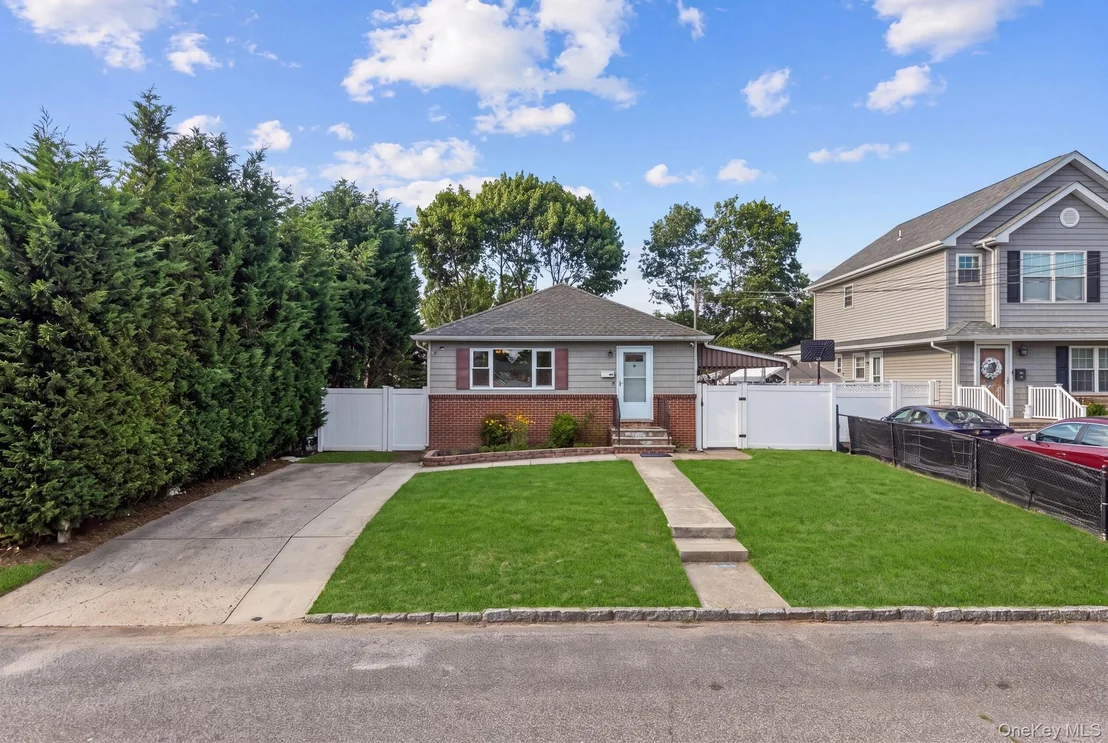 Photo of 30 44th Street