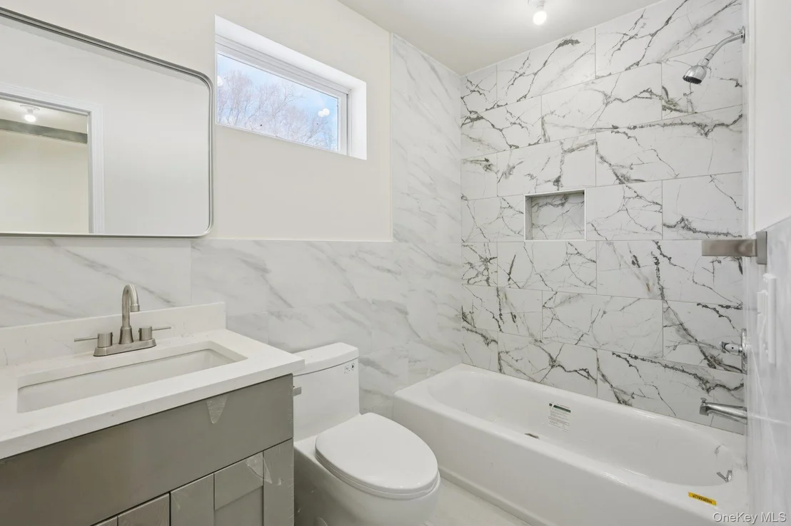 Photo of 14 Vargas (AKA 70 Jessup Ln) Circle