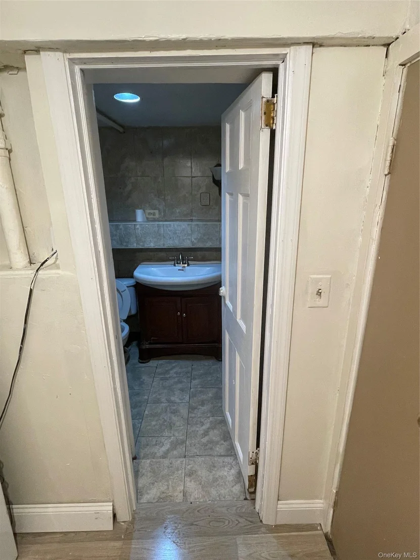 Photo of 1011 Hemlock Street