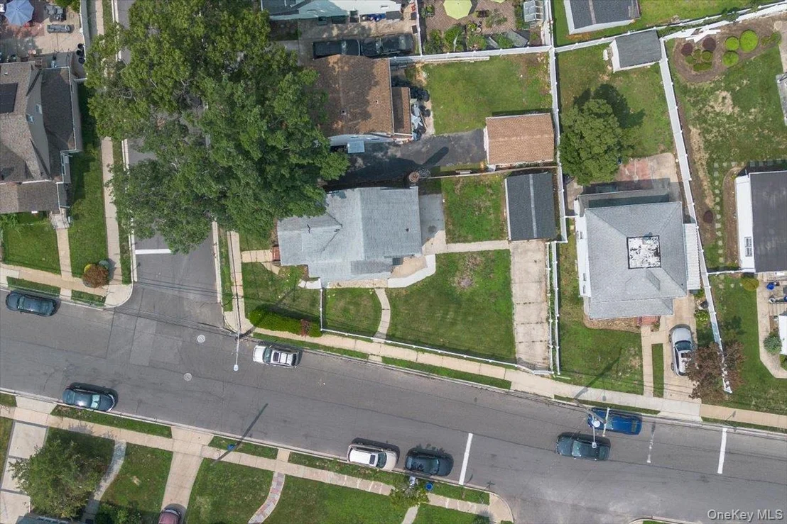 Photo of 17 Sapir Street