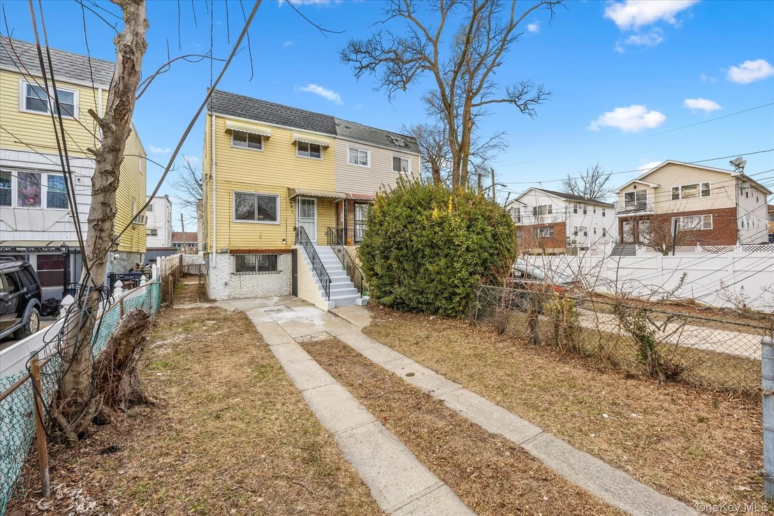 Photo of 641 Beach 65th Street