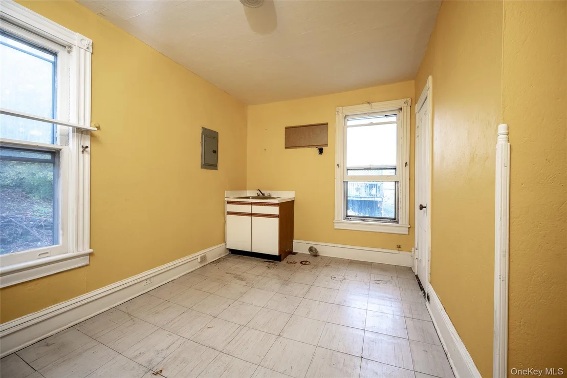 Photo of 39 Hamilton Avenue