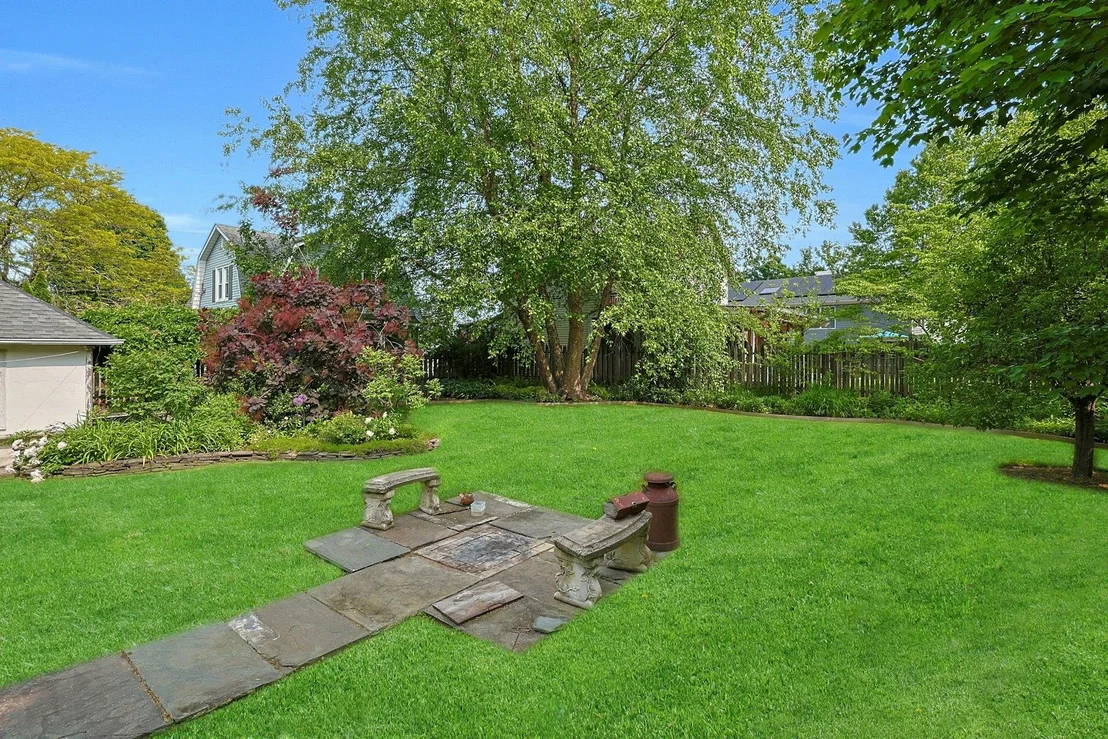 Photo of 1104 Elm Street