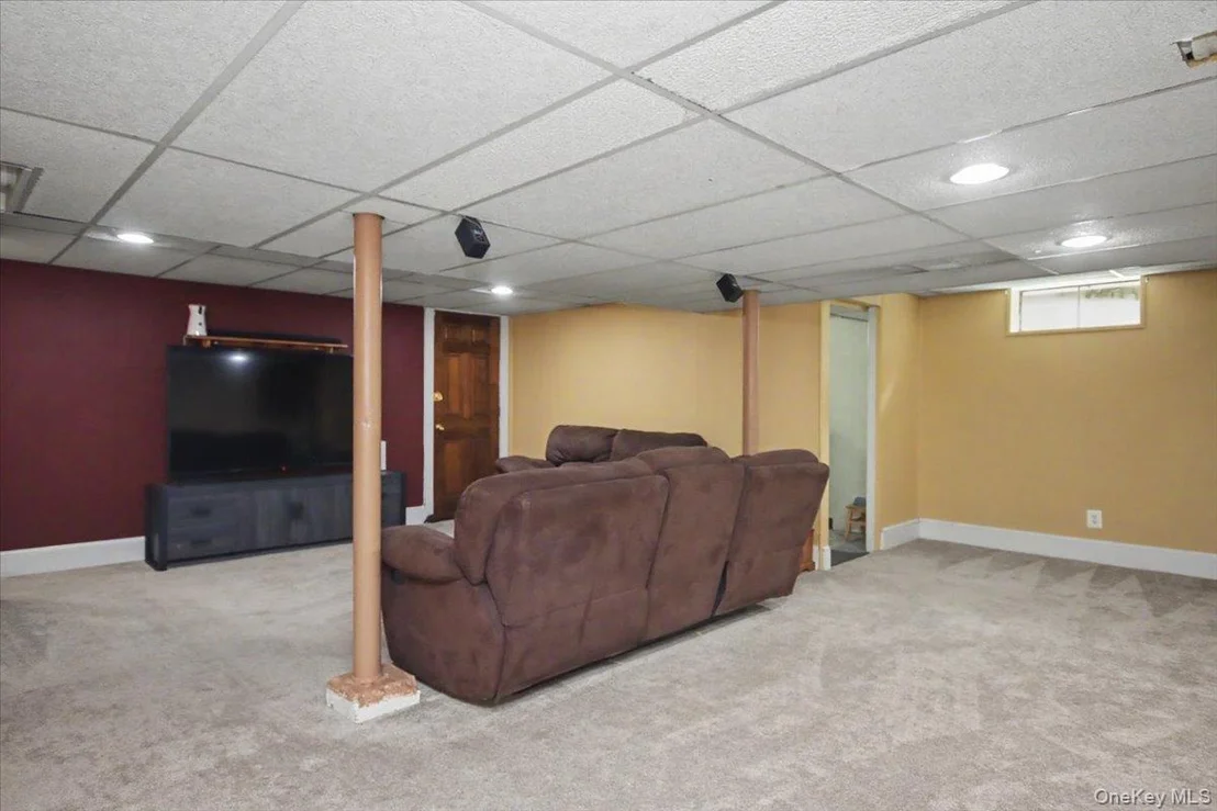 Photo of 9 Mansion Drive
