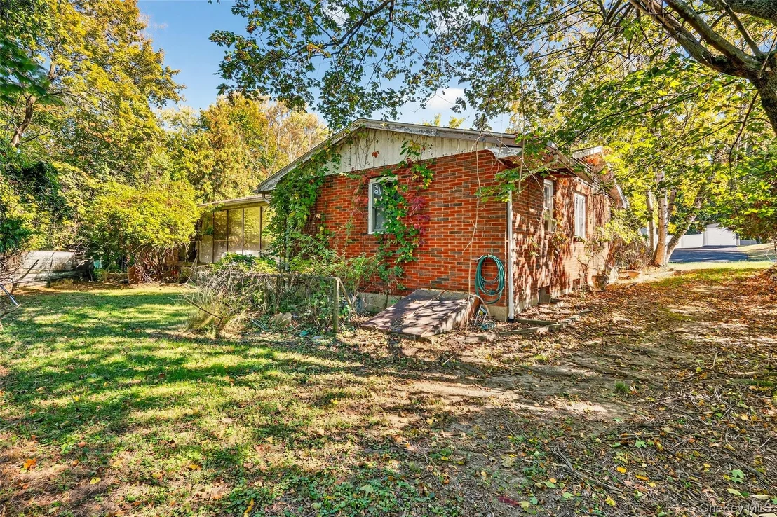 Photo of 25 Russell Road