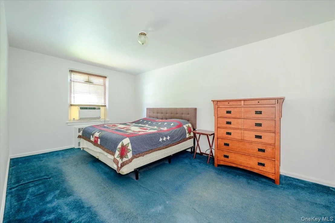 Photo of 2827 Philip Avenue