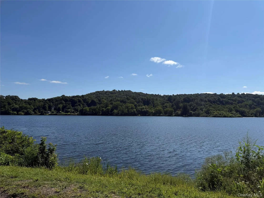 Photo of 9 Lawrence Drive
