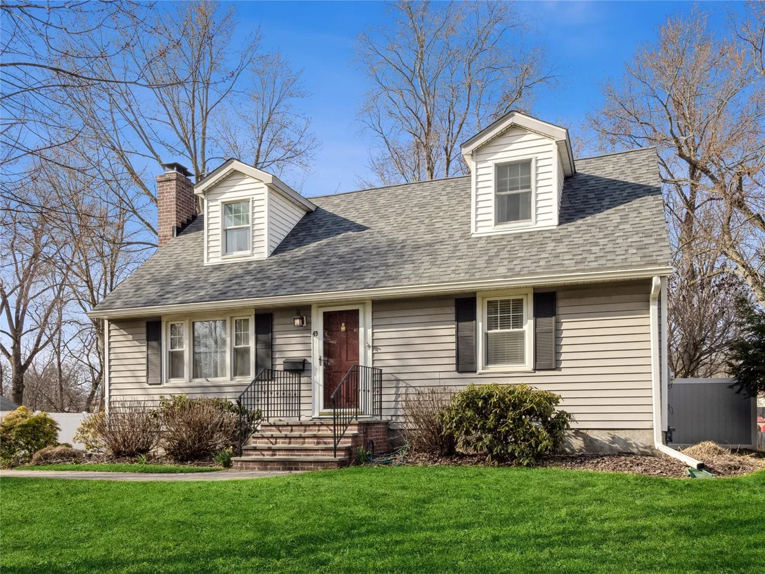Photo of 49 Sharon Drive