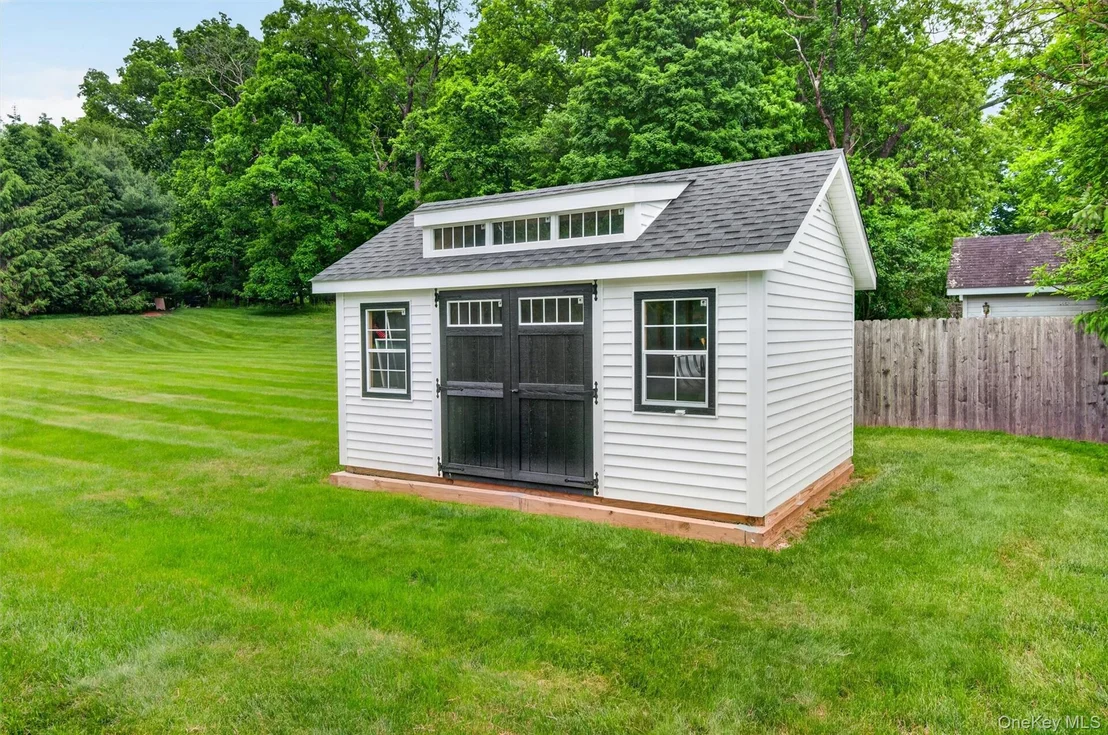 Photo of 8 Twin Spring Lane