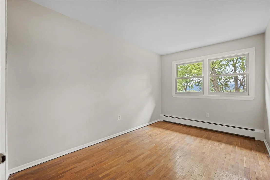 Photo of 75 Vails Gate Heights Drive
