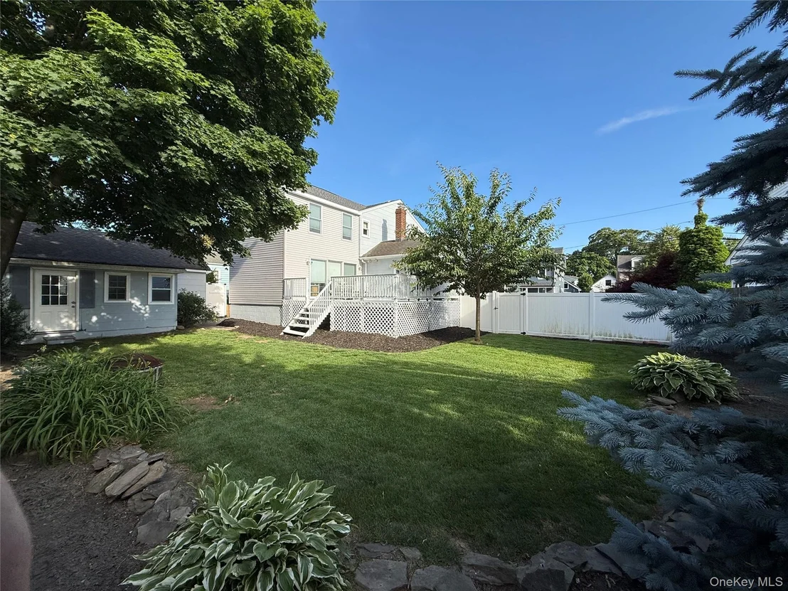 Photo of 19 Westbridge Drive