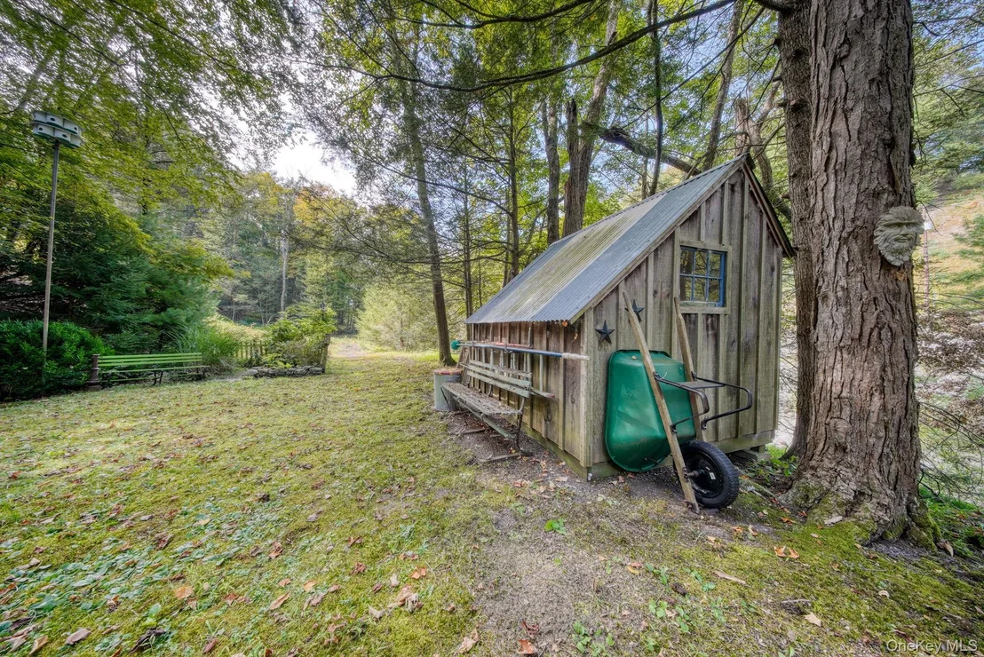 Photo of 2 Shingle Kill Court