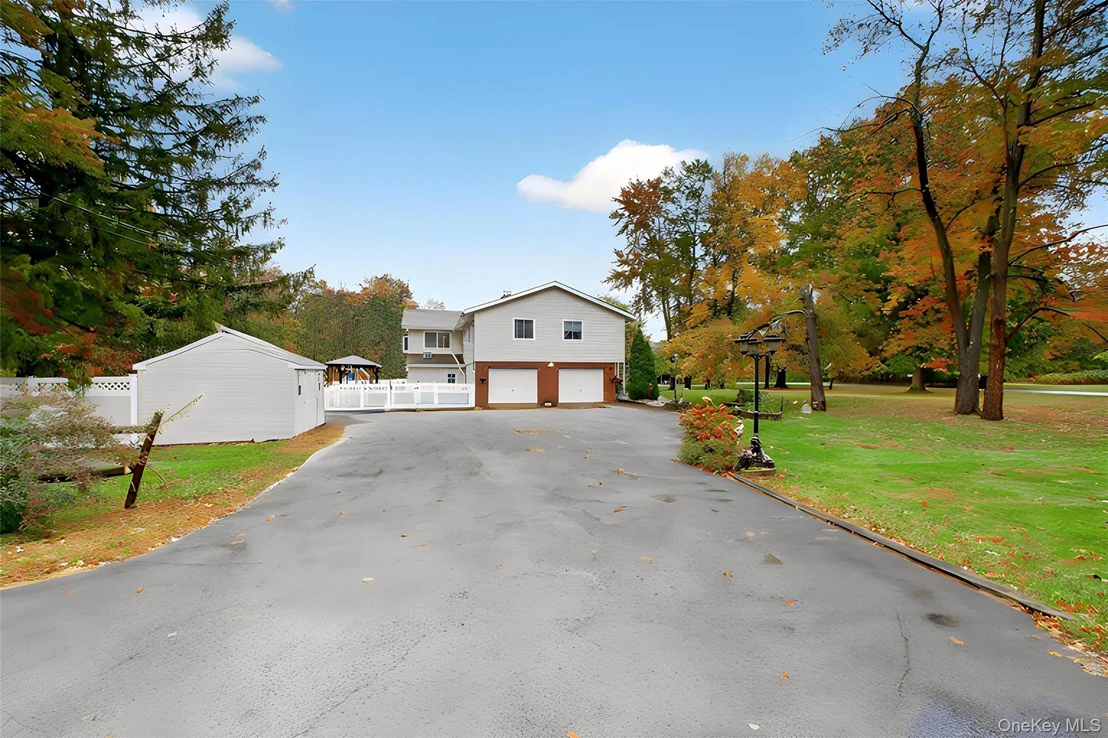 Photo of 74 Lyndon Road