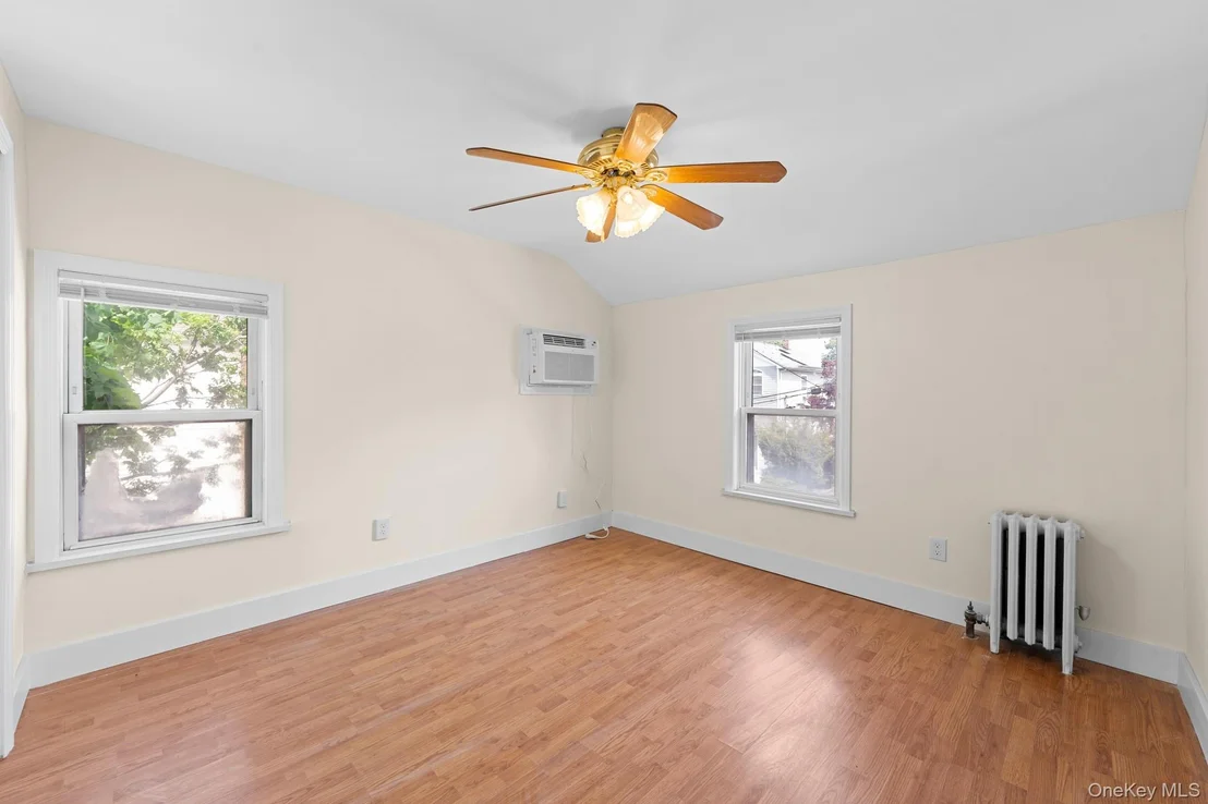 Photo of 1 Lewis Place